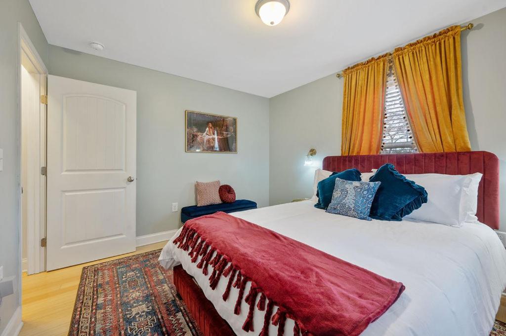 New Victorian Theme, 3Br, Lrg Backyard Close To Pnc Arena, Downtown, And Rdu Airport Raleigh Exterior foto